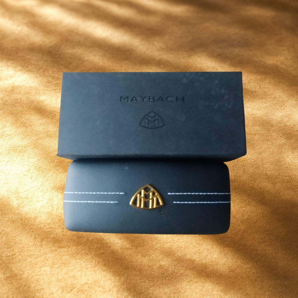 MAYBACH 2045 | The Eyes – Luxury Square Sunglasses