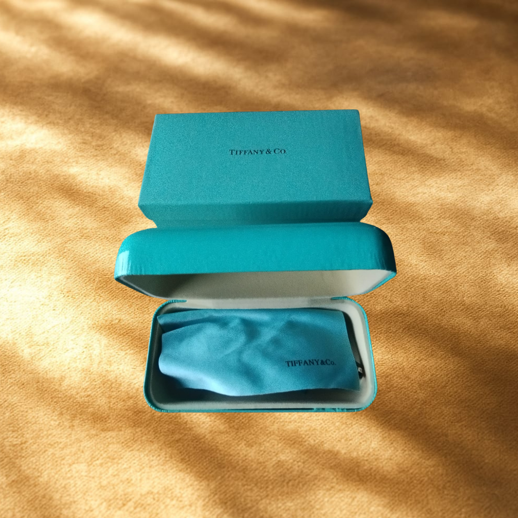 Tiffany & Co. 4629-C2 Gradient Square Sunglasses – Signature Edition